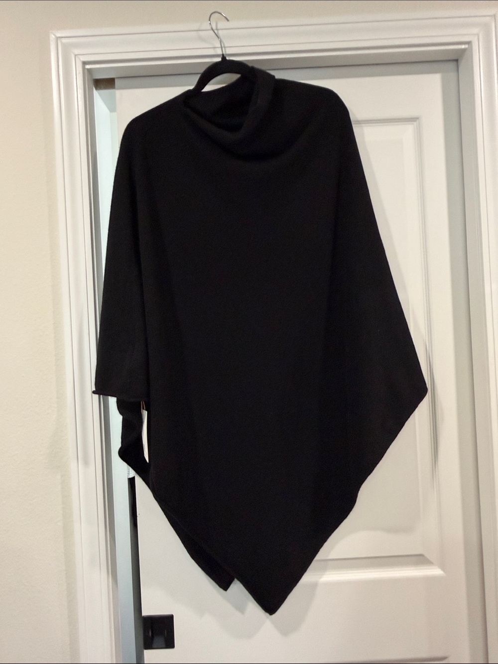 NWT Mongolian Cashmere Poncho BLACK